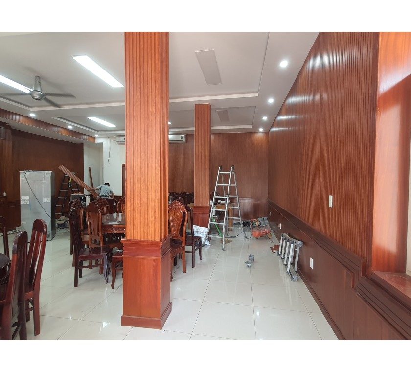 Thi công ốp tường giả gỗ ở bà rịa vũng tàu