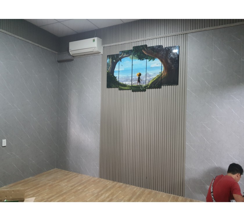 Thi công tấm ốp ở ngã 3 Lò Vôi, Long Điền, Bà Rịa Vũng Tàu
